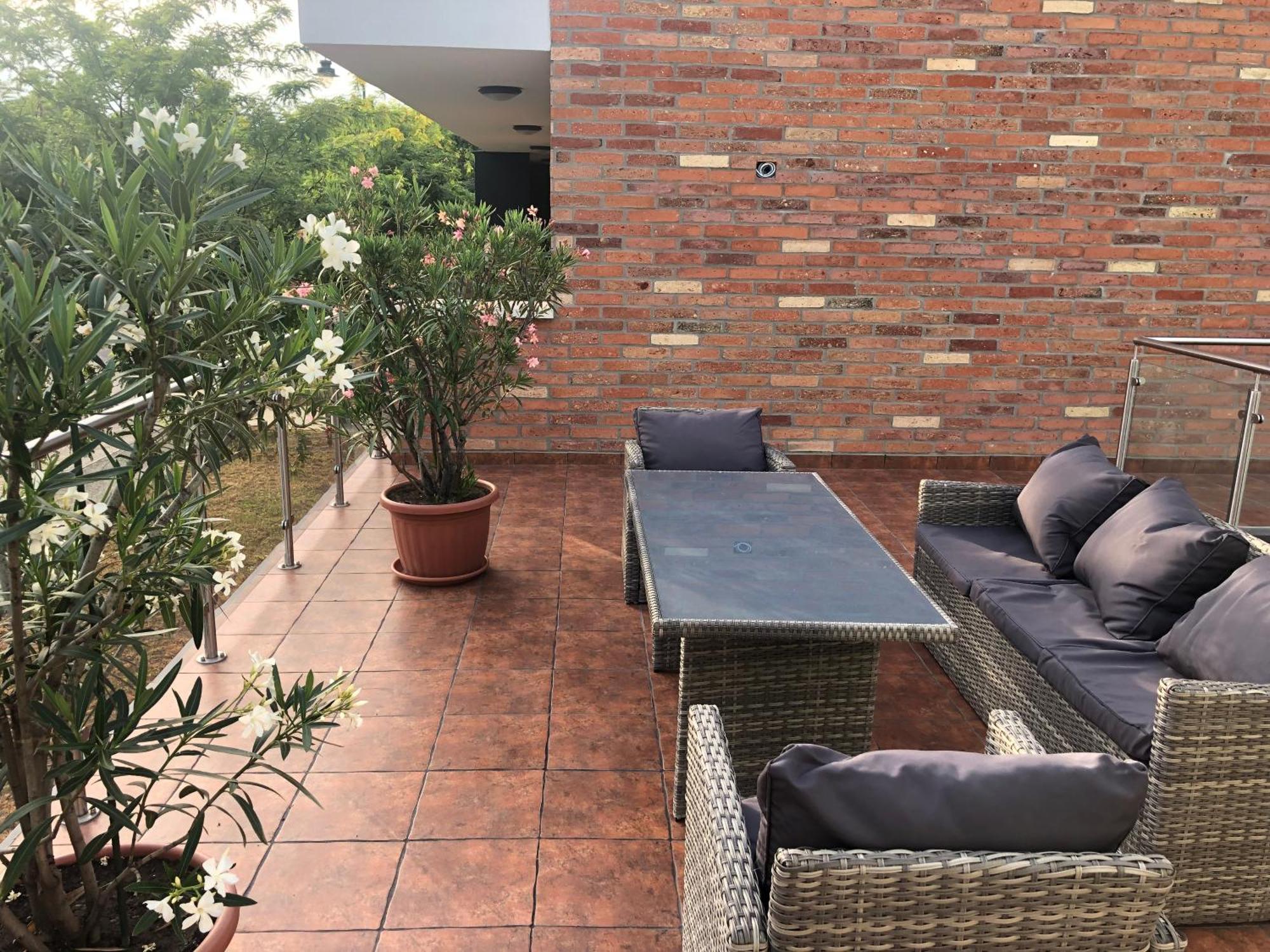 Castellum Apartmanház Gyula Exteriér fotografie