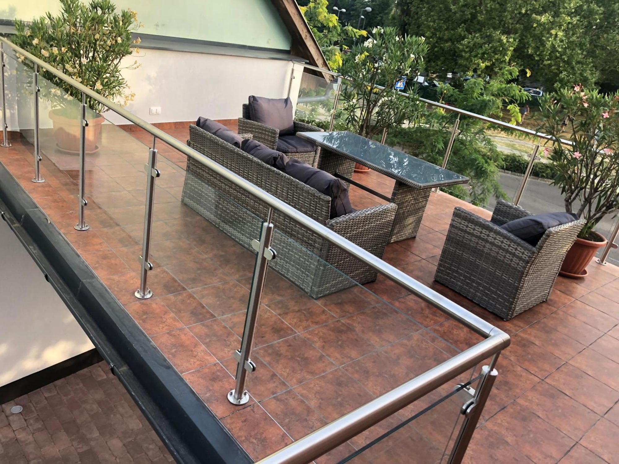 Castellum Apartmanház Gyula Exteriér fotografie
